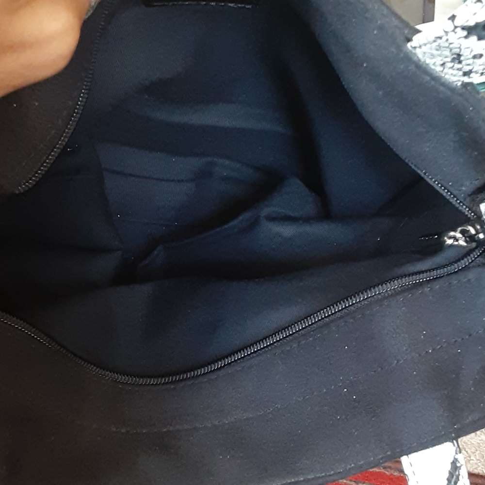 Purse - Picture 3 of 3